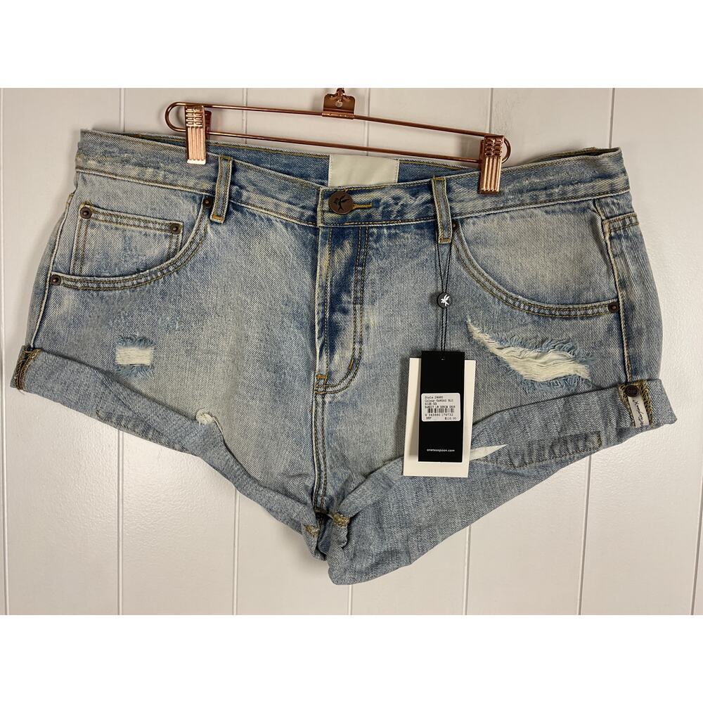 One Teaspoon Low Waist Bandit Denim Shorts in Kansas Blu Size 33 NWT